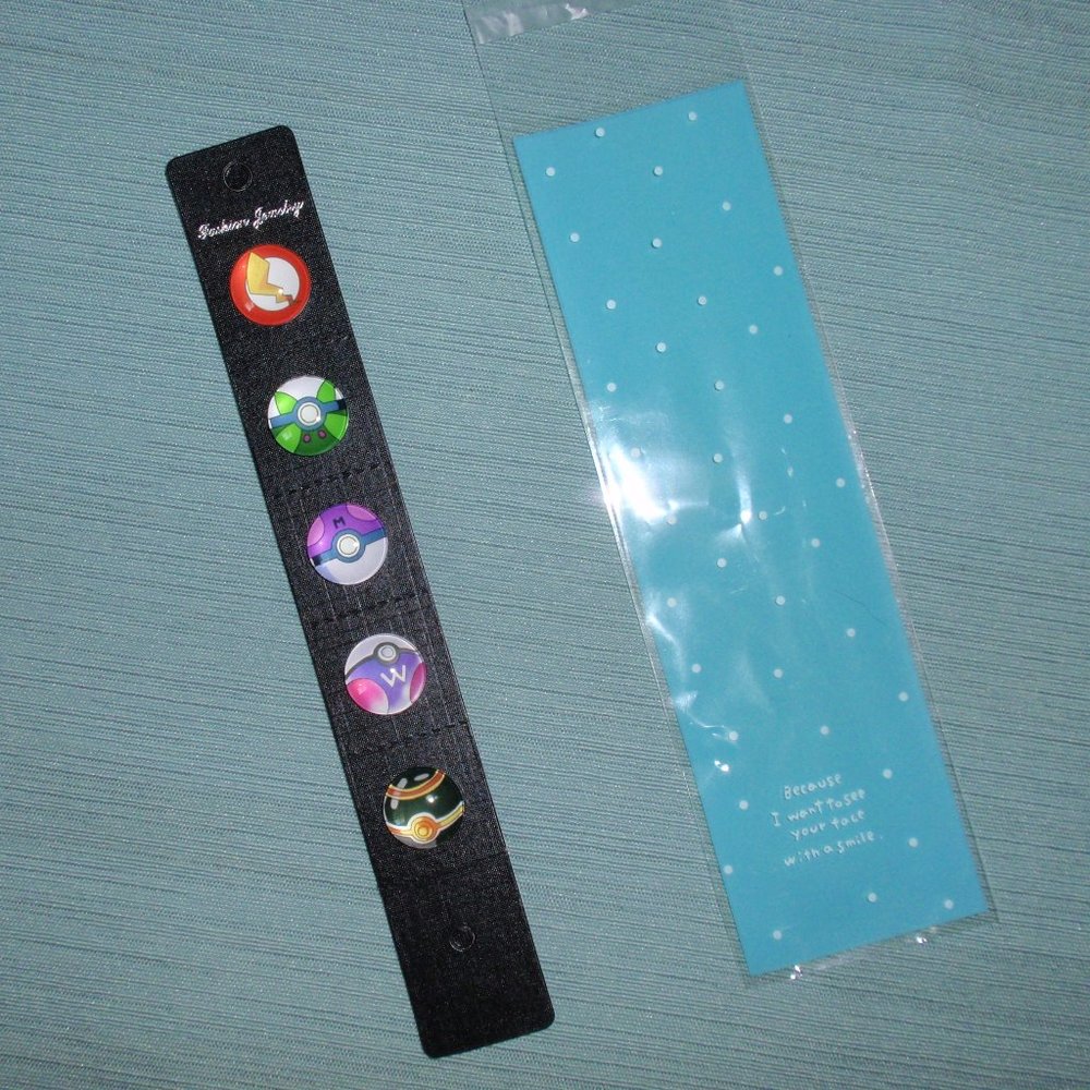 B1G1 FREE SALE Pokemon Lot of 5 18mm Glass Snap Buttons